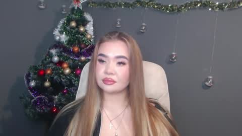 Snapshot of anastacyyellig chatting on 12/22/25, 09:34 anastacyyellig online show from 12/22/25, 09:34