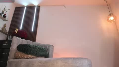 Snapshot of anastalin chatting on 02/22/25, 01:11 Ana Stalin online show from 02/22/25, 01:11