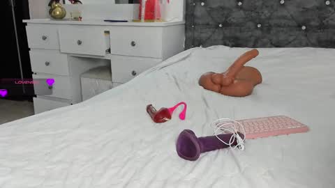  ANASTASIA DANGER  online show from 01/09/25, 12:30