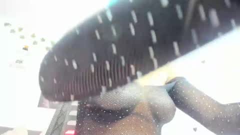 Snapshot of anastasia_tuya chatting on 02/17/26, 11:11 anastasia online show from 02/17/26, 11:11