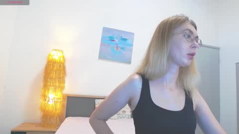 Snapshot of anastasiaga chatting on 09/13/25, 06:40 Anastasia online show from 09/13/25, 06:40