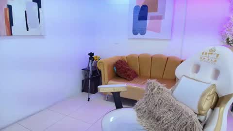 Snapshot of anastasiia_rouse chatting on 10/19/25, 06:58 Anastasia online show from 10/19/25, 06:58
