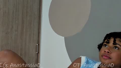 Snapshot of anastassia__ chatting on 01/08/25, 04:02 Anastassia online show from 01/08/25, 04:02