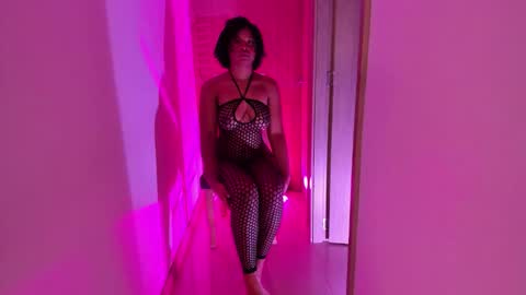Snapshot of anastassia__ chatting on 10/12/25, 04:00 Anastassia online show from 10/12/25, 04:00