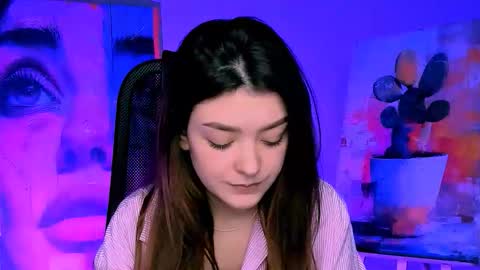 Snapshot of anasteisher chatting on 12/19/25, 02:35 Ana online show from 12/19/25, 02:35