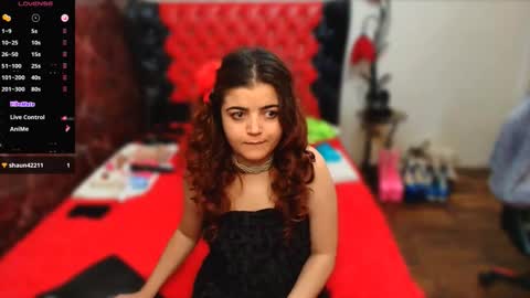 Snapshot of anasunshine chatting on 11/19/25, 07:58 Ana online show from 11/19/25, 07:58