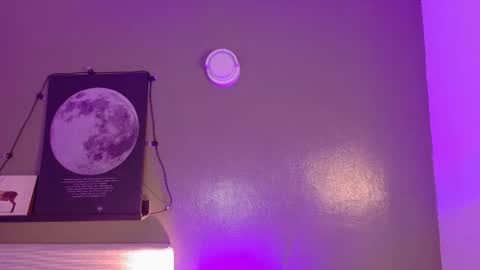 Kendra  online show from 11/14/25, 10:25