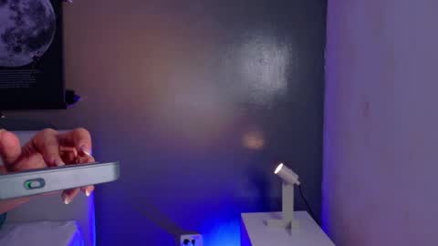 Kendra  online show from 12/05/25, 10:24