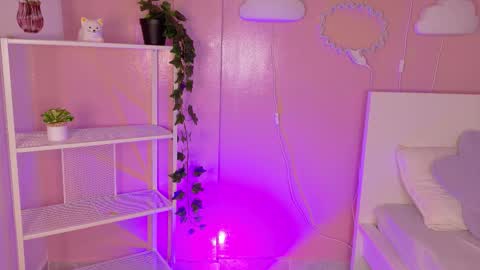 Kendra  online show from 02/11/26, 11:37