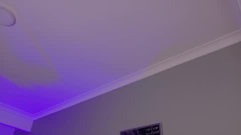 Kendra  online show from 04/03/26, 10:13