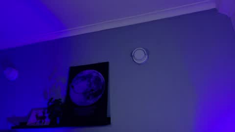 Kendra  online show from 04/13/26, 10:10