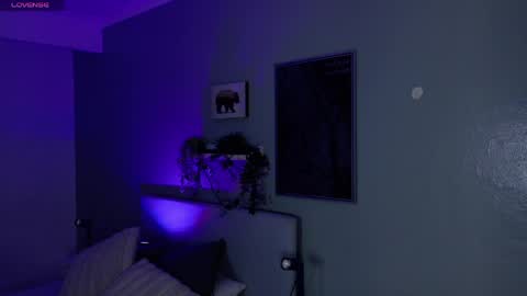 Kendra  online show from 04/14/26, 10:10