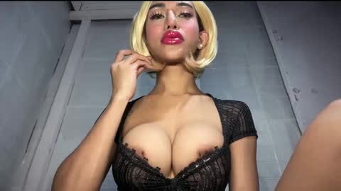 anawalters online show from 12/16/25, 10:37