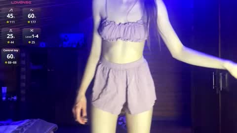 Ashley Cooper online show from 11/19/25, 05:46