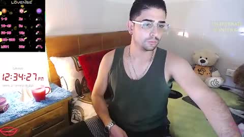 Snapshot of andders_ chatting on 03/27/26, 05:34 Anders online show from 03/27/26, 05:34