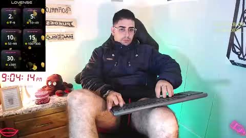 Snapshot of andders_ chatting on 04/18/26, 02:04 Anders online show from 04/18/26, 02:04