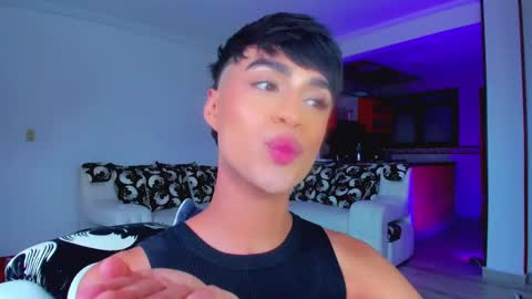 Snapshot of anddy_grey1 chatting on 01/20/25, 06:53 Dani 3 online show from 01/20/25, 06:53