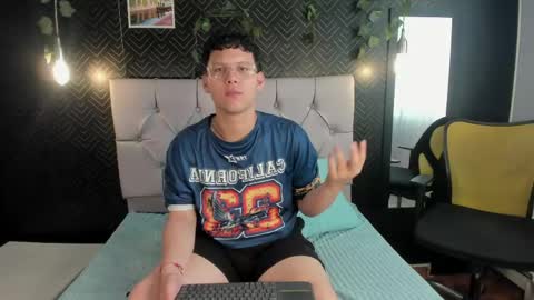 Ander online show from 04/22/26, 08:32