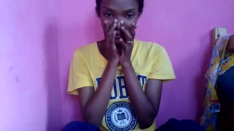 Snapshot of andohh237973 chatting on 02/07/26, 05:00 andohh237973 online show from 02/07/26, 05:00