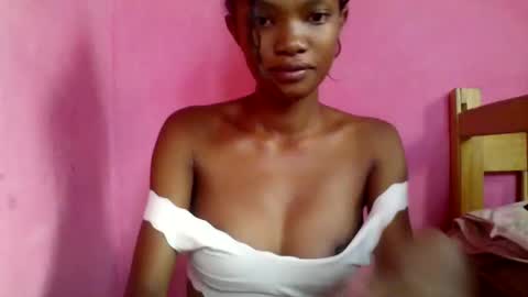 Snapshot of andohh237973 chatting on 03/13/26, 05:03 andohh237973 online show from 03/13/26, 05:03