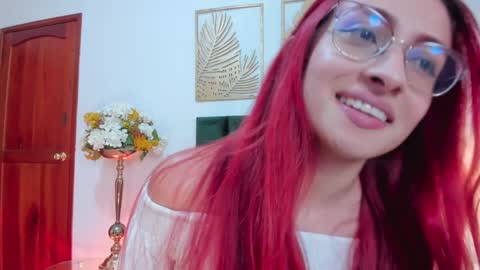 Andra Cyrus online show from 01/10/25, 05:34