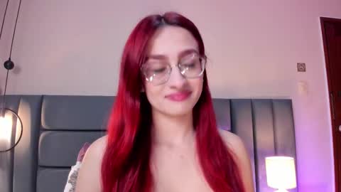 Andra Cyrus online show from 12/02/25, 11:37