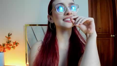 Snapshot of andracyruss chatting on 01/17/26, 12:26 Andra Cyrus online show from 01/17/26, 12:26