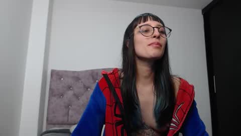 Andras online show from 10/16/25, 04:57