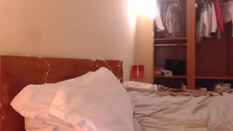 Andra online show from 12/08/24, 04:57