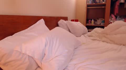 Andra online show from 03/11/25, 01:34