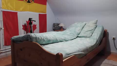 Snapshot of andre124231 chatting on 12/08/24, 12:40 Andre online show from 12/08/24, 12:40