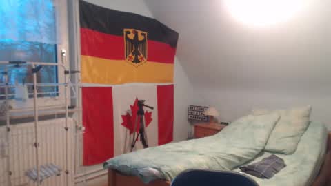 Snapshot of andre124231 chatting on 12/09/24, 02:49 Andre online show from 12/09/24, 02:49