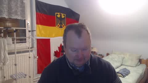 Snapshot of andre124231 chatting on 12/29/24, 04:19 Andre online show from 12/29/24, 04:19