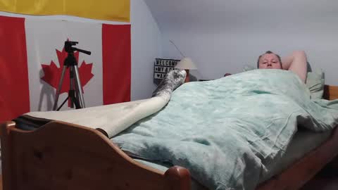 Snapshot of andre124231 chatting on 01/04/25, 02:03 Andre online show from 01/04/25, 02:03