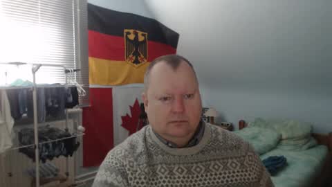 Snapshot of andre124231 chatting on 02/06/25, 02:26 Andre online show from 02/06/25, 02:26