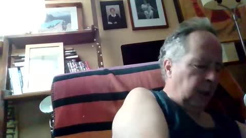 Snapshot of andre6045 chatting on 02/03/26, 11:43 andre6045 online show from 02/03/26, 11:43