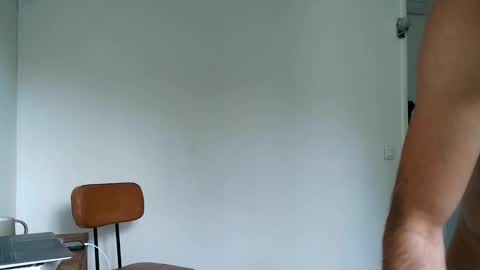 Andrew m12 online show from 09/16/25, 08:59