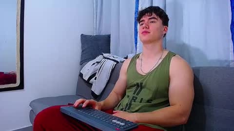 Andre Parker online show from 10/24/25, 01:35