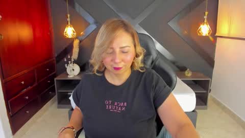 A N D R E online show from 11/18/25, 02:28