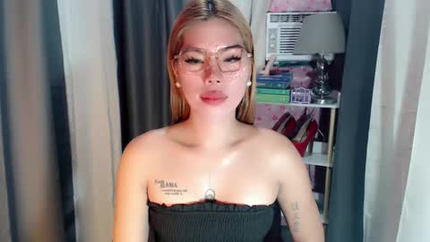 andrea06121998 online show from 02/07/26, 07:23