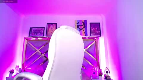 Andrea Bloomix online show from 09/19/25, 04:07