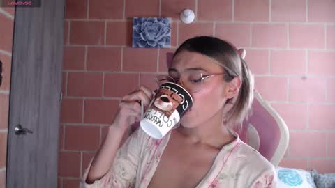 Andrea  online show from 12/20/25, 12:56