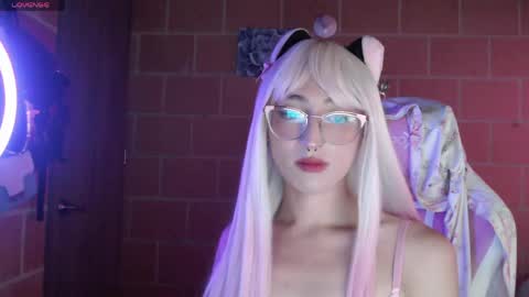 Andrea  online show from 04/29/26, 06:14