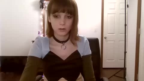 Snapshot of andrea_davenport chatting on 12/18/24, 05:26 andrea online show from 12/18/24, 05:26