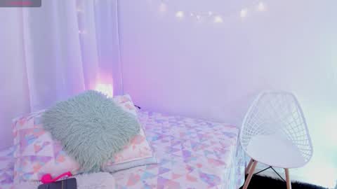  Andrea  online show from 12/15/25, 11:36