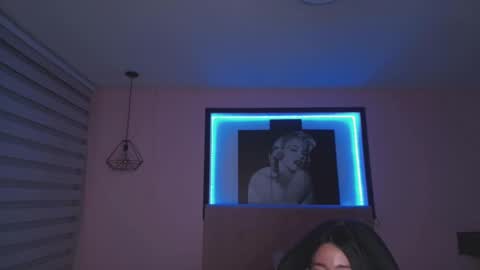 Snapshot of andrea_ramoss_ chatting on 03/05/25, 08:54 Andrea Ramos online show from 03/05/25, 08:54