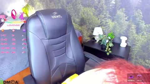 Andrea hereGMT7Mon Tue Wen ThFri Sat Su 0300am-0900am. online show from 01/12/26, 12:38