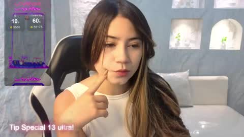 Snapshot of andrea_tx chatting on 06/02/26, 12:40 andrea_tx online show from 06/02/26, 12:40