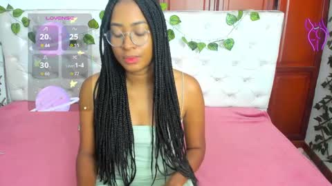 Naomi Andrea Daviss online show from 10/27/25, 12:20