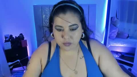 andreaakinky online show from 11/17/25, 08:31